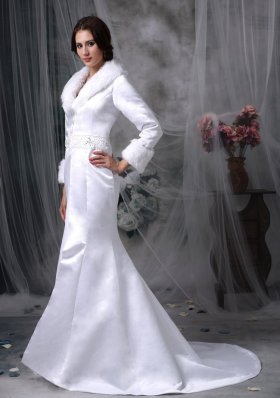 Long Winter Wedding Jacket Mermaid V-neck Satin