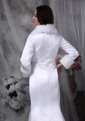 Long Winter Wedding Jacket Mermaid V-neck Satin