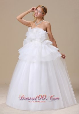 Special Appliques Decorate Bust Strapless Bridal Dresses