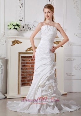 Luxurious Taffeta Hand Made Flowers Wedding Bridal Gown