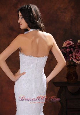 Memorable Halter Neckline Lace Wedding Dress