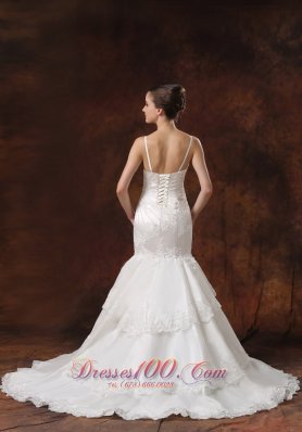 Elegant Spaghetti Straps Lace Mermaid Wedding Dress