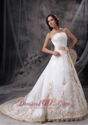 Wonderful Bridal Dresses Strapless Satin Embriodery