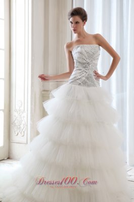 Pretty A-line Strapless Beading Tulle Wedding Dress