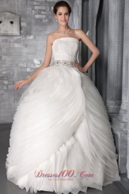 Multi-tiered Strapless Organza Ruffles Wedding Dress