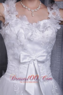 Elegant Square Tulle Lace Wedding Dress 2013