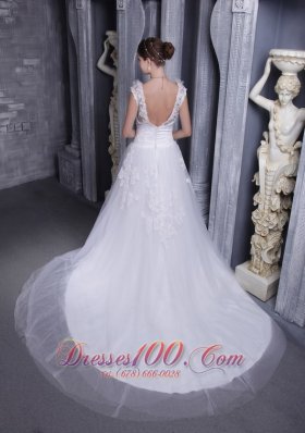 Elegant Square Tulle Lace Wedding Dress 2013