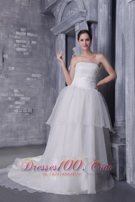 Elegant Princess Strapless Chapel Train Organza Wedding Dress