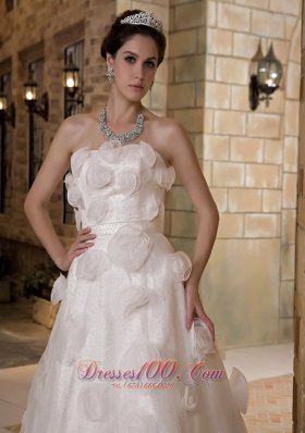 Sassy Strapless Organza Hand Made Flowers Wedding Dress