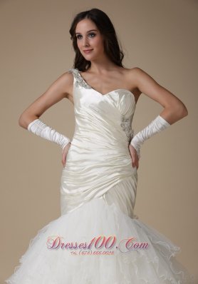 Chic One Shoulder Taffeta and Organza Wedding Dress