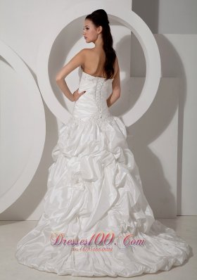 Groovy Off Shoulder Taffeta Appliques Wedding Dress