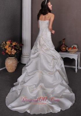 Jazzy Sweetheart Wedding Dress Taffeta Appliques