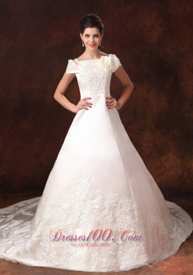 Elegant Appliques Off Shoulder Wedding Dress