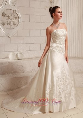 High Quality Satin Embroidery Over Wedding Dress