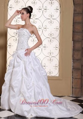 Pick-ups Embroidery Taffeta Strapless Wedding Gown