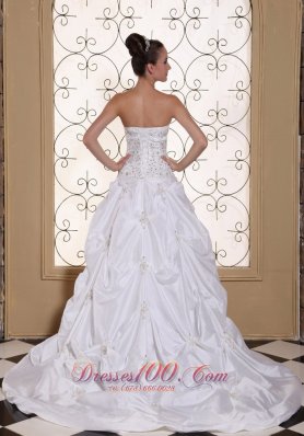 Pick-ups Embroidery Taffeta Strapless Wedding Gown