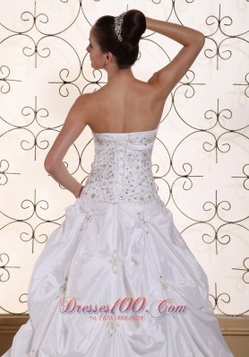 Pick-ups Embroidery Taffeta Strapless Wedding Gown