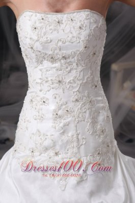 Strapless Wedding Dress Taffeta Appliques On Sale