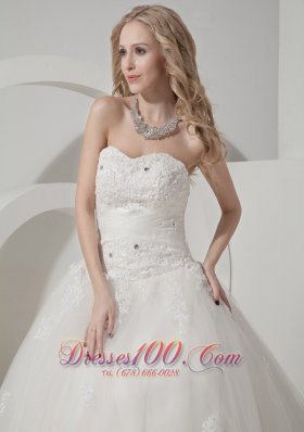 Wedding Dress Sweetheart Tulle Appliques Court Train