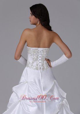 Nifty Appliques Bodice Ruffles Wedding Dress