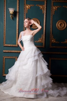 Ostentatious Strapless Organza Ruch Wedding Dress