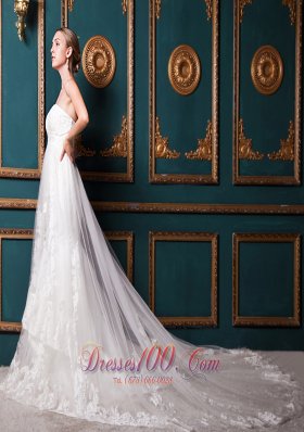 Pretty Strapless Tulle Beading Wedding Gown