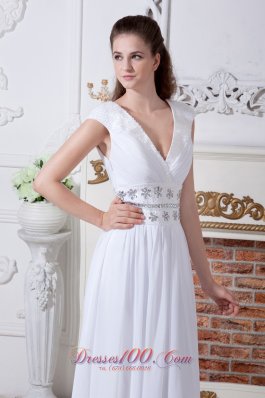 Soft Prom Dress V-neck Chiffon Beading