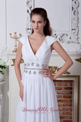 Soft Prom Dress V-neck Chiffon Beading