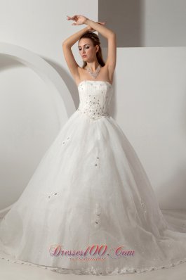 Unique Strapless Organza Bridal Dress Beading