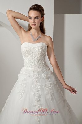 Modest Organza Bridal Dress Appliques 2013