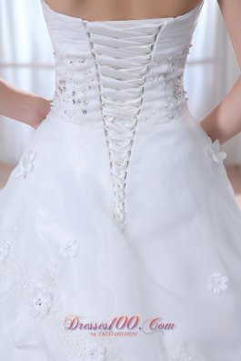 Pretty Beading Wedding Gown Brush Train Organza