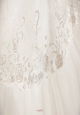 Strapless Satin and Organza Appliques Wedding Dress