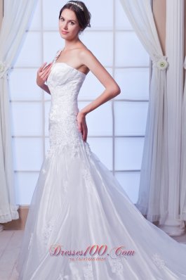 One Shoulder Organza Embroidery Wedding Gowns