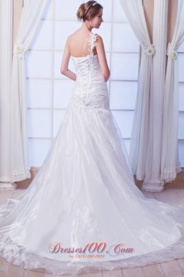 One Shoulder Organza Embroidery Wedding Gowns