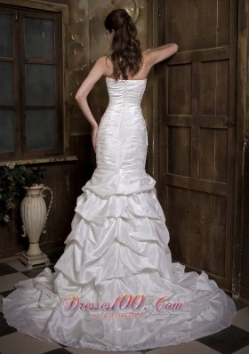 Mermaid Strapless Taffeta Ruffles Bridal Dress