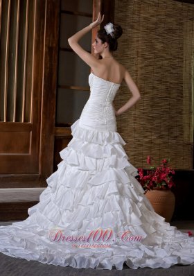 Bridal Dresses Mermaid Strapless Appliques Ruffled Layers