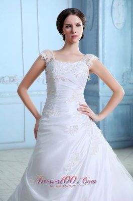 Bridal Dresses Appliques Square Tulle For Customers