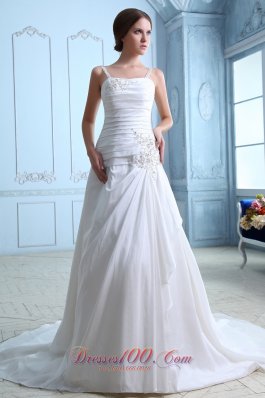 Straps Ruch and Appliques Bridal Dresses Taffeta