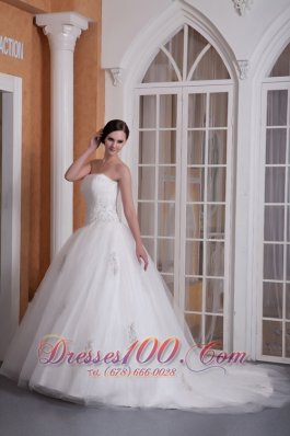 Strapless Appliques A-line Chapel Train Bridal Gown