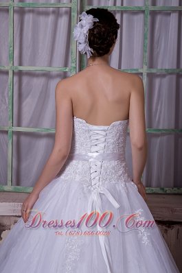 Sweetheart Taffeta And Organza Bridal Gown Handle Flower