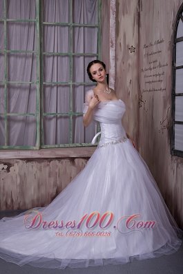 Tulle Strapless Princess Wedding Gown Appliques With Beading