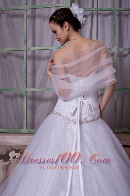 Tulle Strapless Princess Wedding Gown Appliques With Beading