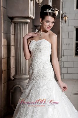 Sweetheart Lace Beading Chapel Train Bridal Wedding Gown