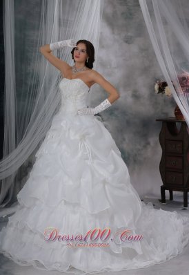 Organza Strapless Chapel Train Wedding Dress Handle Flowers