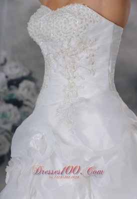 Organza Strapless Chapel Train Wedding Dress Handle Flowers