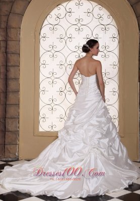 Sweetheart Taffeta Chapel Train Wedding Gown Pick-ups