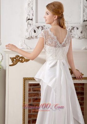 Beading And Bowknot Strapless Taffeta Brush Train Wedding Gown