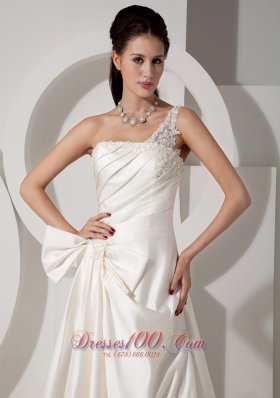 Ivory One Shoulder Ruched Wedding Dress Appliques Court Train