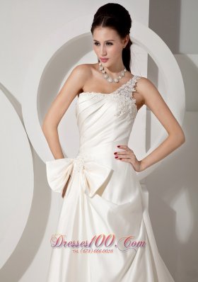 Ivory One Shoulder Ruched Wedding Dress Appliques Court Train