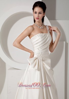 Ivory One Shoulder Ruched Wedding Dress Appliques Court Train